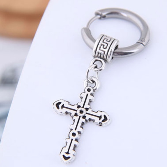 Single Silver Hanging Cross Earring! - Picture 1 of 3